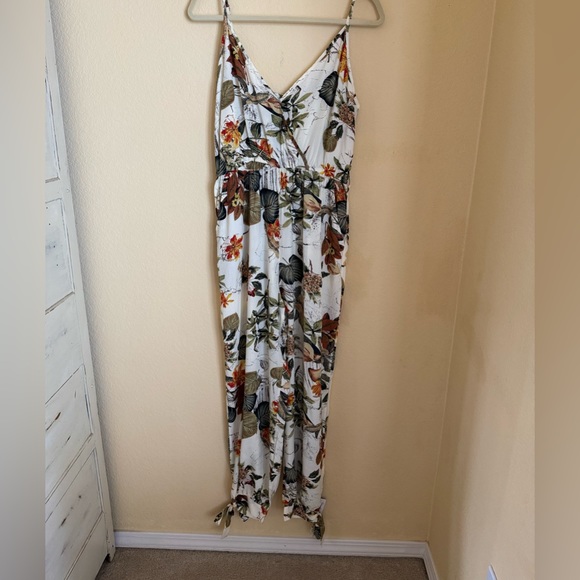 Cupshe Tropical Leaf Print Drawstring Jogger Jumpsuit Size Medium New with Tags - Picture 2 of 5